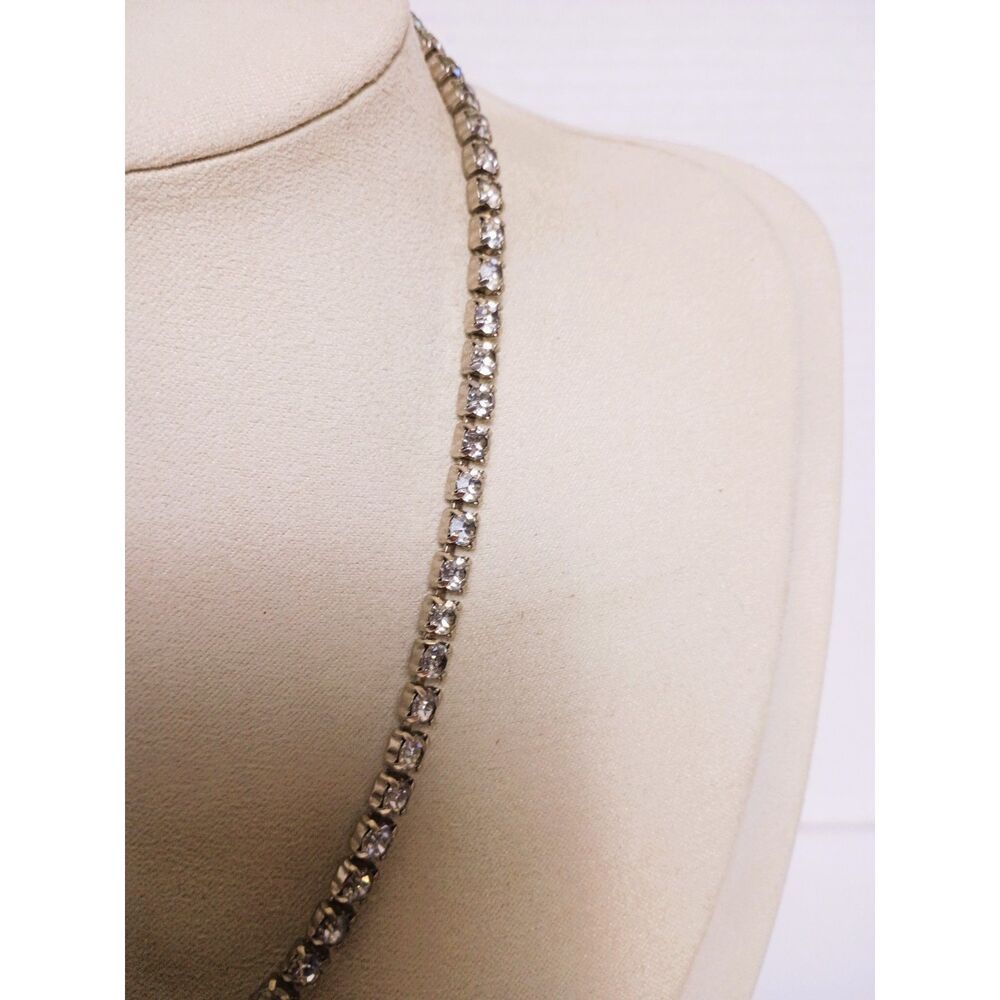 Vintage Clear Rhinestone Prong Set Stones in Silver Tone Fringe Collar Necklace - Picture 7 of 7